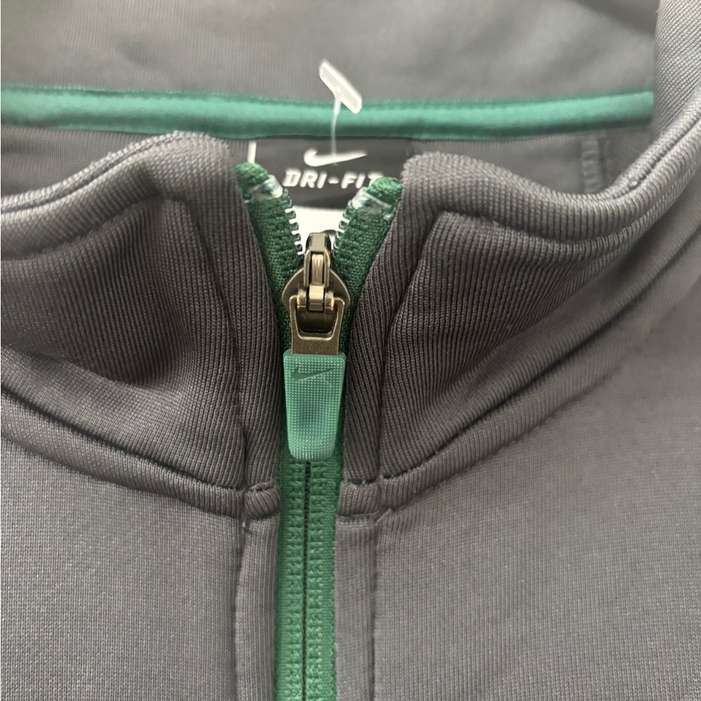 Nike Dark Gray and Green Athletic Jacket Dakota Fighting Sioux - Picture 6 of 8